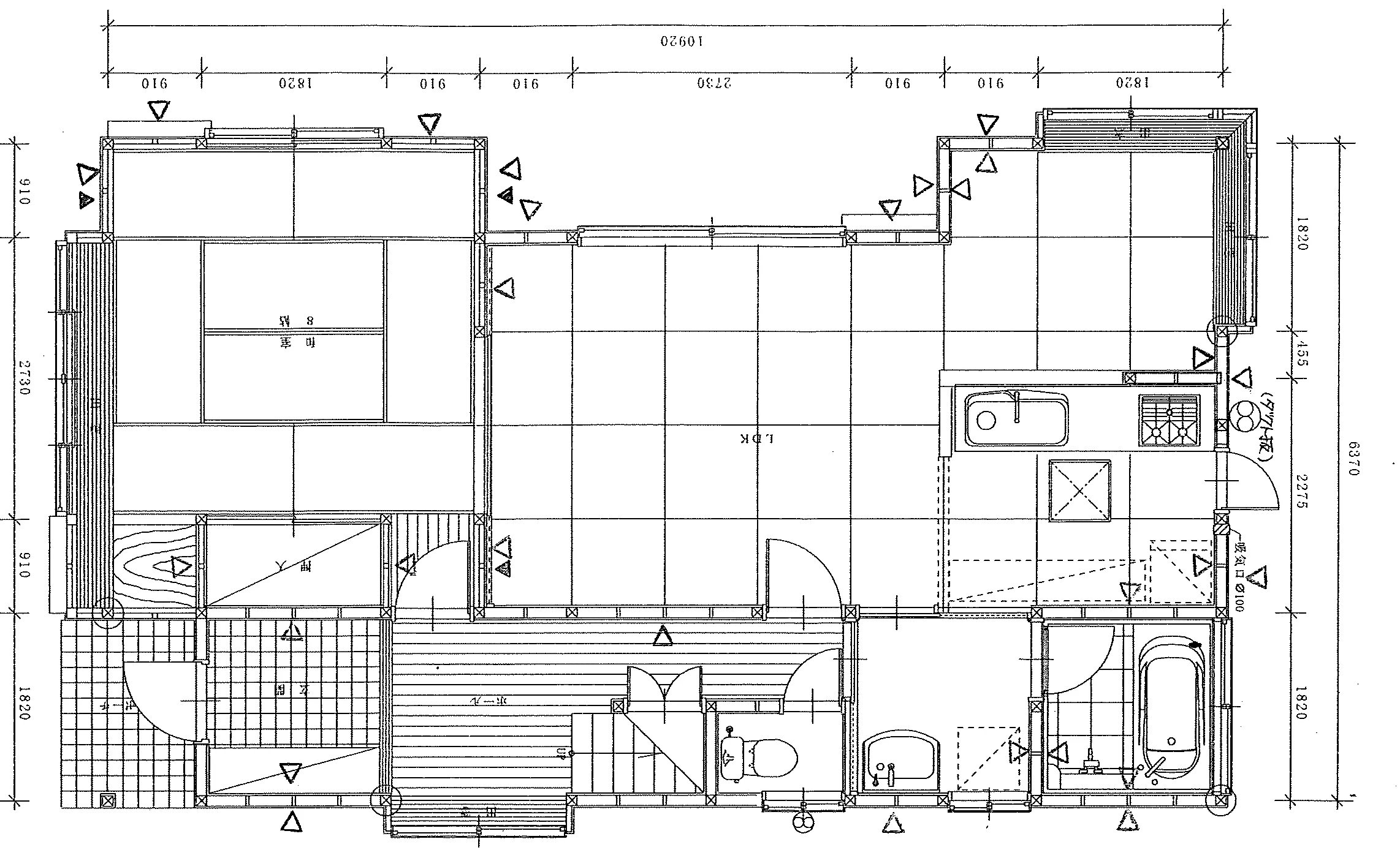 34.31坪 4LDK（和室8帖、洋室8帖、洋室6帖×2） (南玄関) 1F 平面図原本