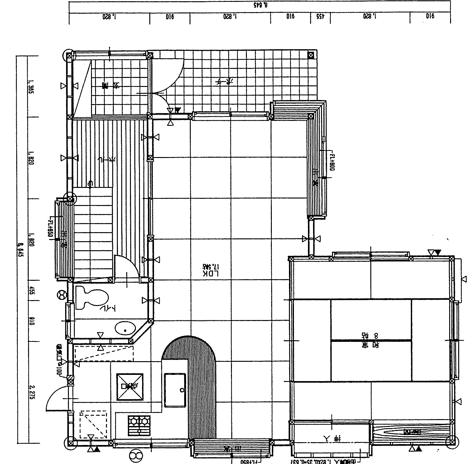 32.88坪 4LDK（和室8帖、洋室8帖×2、洋室6帖、LDK17.5帖） (南玄関) 1F 平面図原本